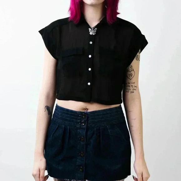 Black Cropped Sheer Short Sleeve Button Down - S - Picture 2 of 5